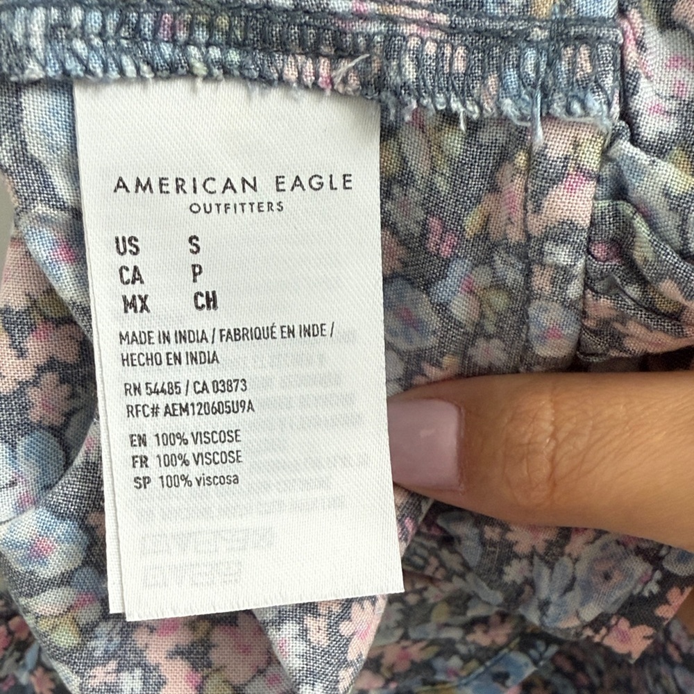 Floral Blue Sleeveless Dress - Picture 3 of 3